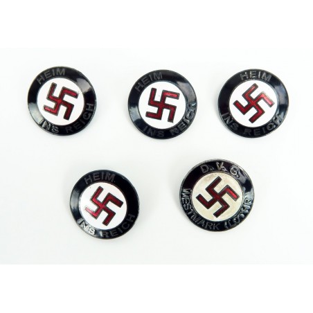 Lot of Miscellaneous Nazi Party City I.D. Pins (MM1027)