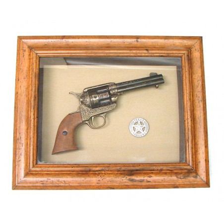 Colt Single Action engraved replica (non-firing) with imitation Texas Badge (C8227 )