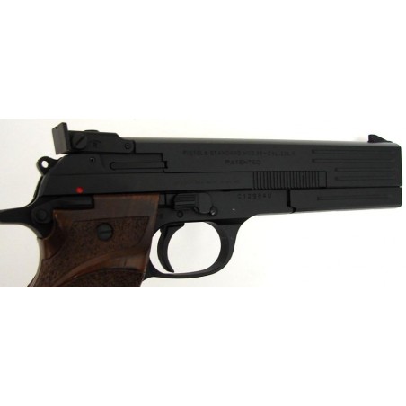 Beretta 89 .22 LR caliber pistol. Model 89 gold standard target pistol. Shows light use, very fine condition. (pr9949)