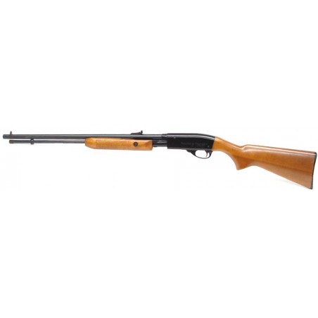 Remington 572 .22 S,L,LR caliber rifle. Classic pump action model in very good condition. (r5672)