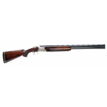 Winchester 101 Pigeon Grade 12 gauge shotgun. Over / under Skeet gun with 27" barrels. Near excellent condition with (W5137)