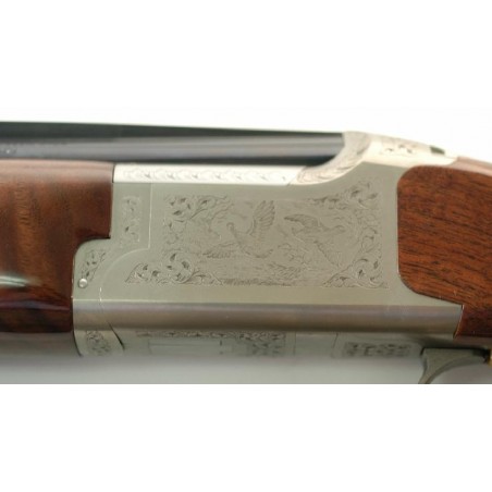 Browning Citori 20 gauge Grade III Lightning shotgun with factory canvas hard case. New with case. (s584)