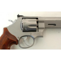 Smith & Wesson Model 627 PC...
