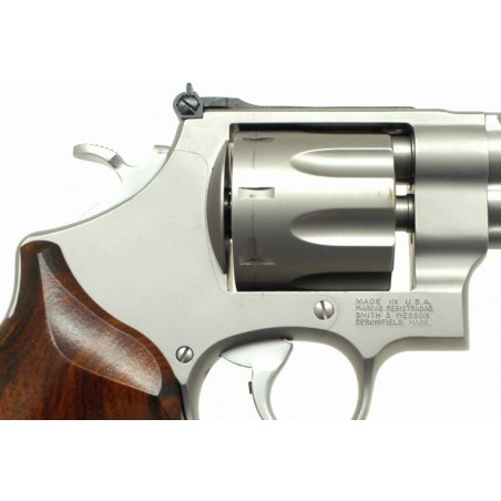 Smith & Wesson Model 627 .357 Magnum caliber 8-shot revolver. New. (pr4052)