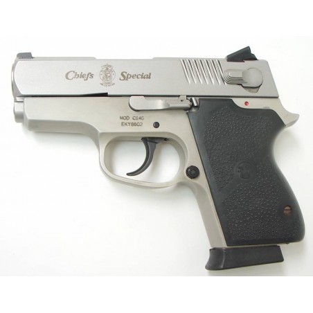 Smith & Wesson CS40 .40 S&W caliber pistol. Scarce subcompact model in very good condition. (PR17377)