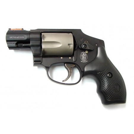 Smith & Wesson 340PD .357 Mag caliber revolver. Scandium snub nose with Titanium cylinder. Excellent condition. (PR20231)