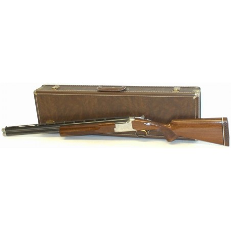Browning Citori 12 gauge  shotgun Field Grade with custom finish on receiver, extra chokes and factory case. Barrels 26. (s1110)