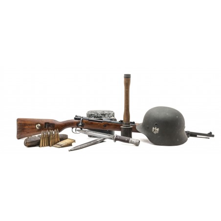 WWII German Soldier's Kit (MM1530)