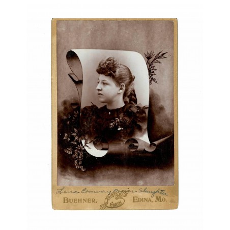 Beautiful CDV photo of Lena Slaughter taken in Edina, MO Circa 1890s (WEC124)
